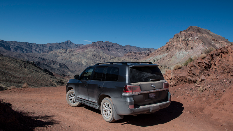 Illustration for article titled The 2018 Toyota Land Cruiser Bends The World To Its Will